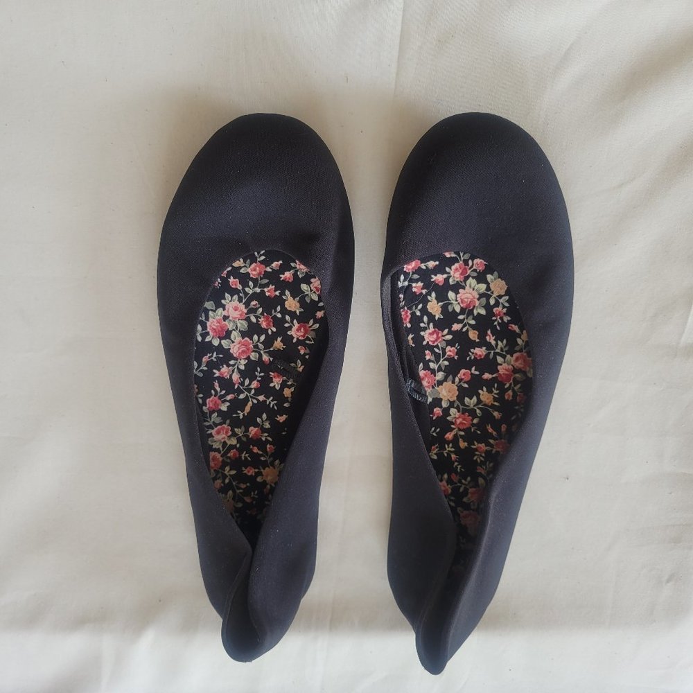 Travellin Shoes